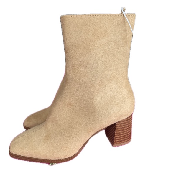 H&M Women’s Ankle Heeled Booties Size 7 NEW - Picture 2 of 5